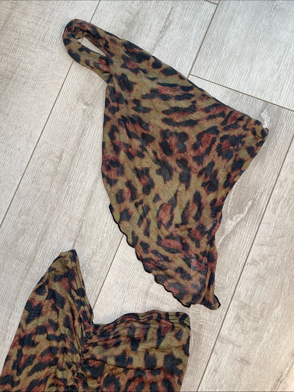 PLT leopard Set - maxi skirt/one shoulder drape top XS- never worn! - Picture 4 of 5